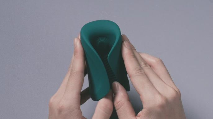 Lovense Gush 2 Handsfree Masturbator - Teal