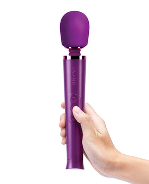 Le Wand Petite Rechargeable Wand Massager – Compact, Powerful, Travel-Ready